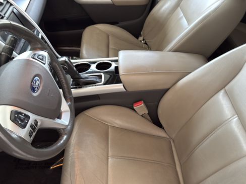 Used 2013 Ford Edge Limited FWD image 19