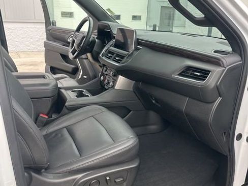 Used 2023 Chevrolet Tahoe Z71 w/ Luxury Package image 29