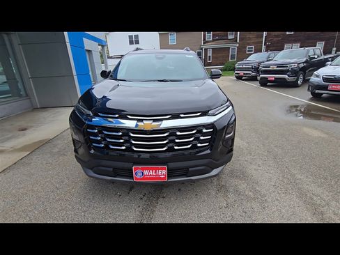 New 2025 Chevrolet Equinox LT w/ Convenience Package II image 3