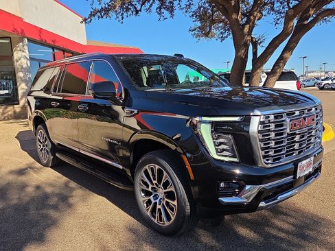 New 2026 GMC Yukon XL Denali image 5
