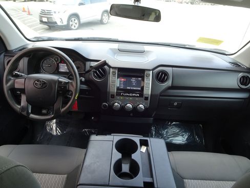 Used 2017 Toyota Tundra SR image 14