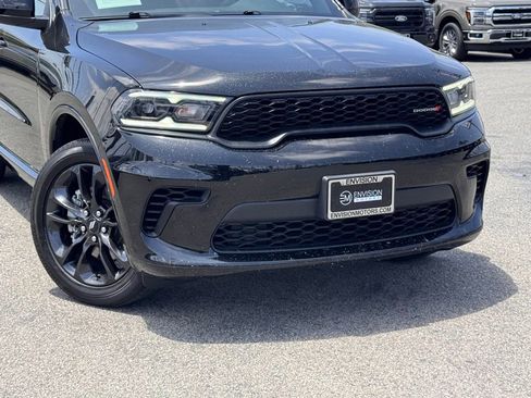 Used 2025 Dodge Durango GT AWD/4WD image 3