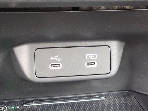 New 2026 Honda HR-V LX image 16