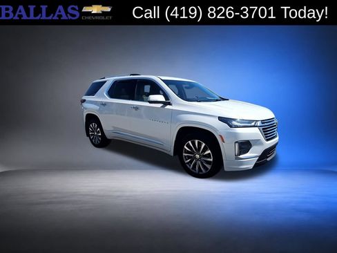 Used 2023 Chevrolet Traverse Premier AWD/4WD image 2