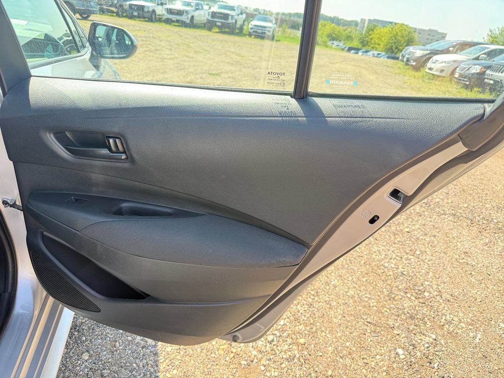 Used 2024 Toyota Corolla LE FWD image 35