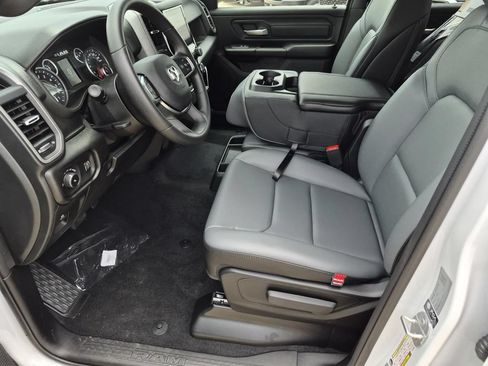 New 2026 RAM 1500 Tradesman AWD/4WD image 9