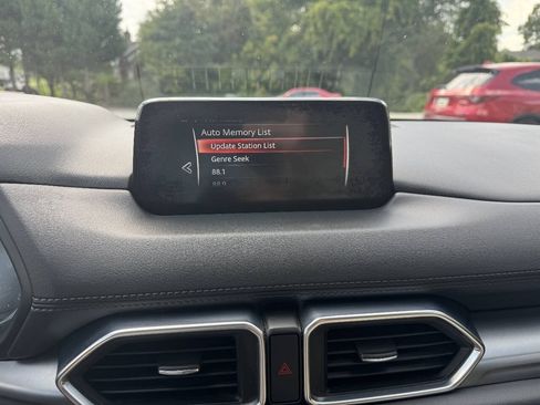 Used 2017 MAZDA CX-5 Touring AWD/4WD image 18