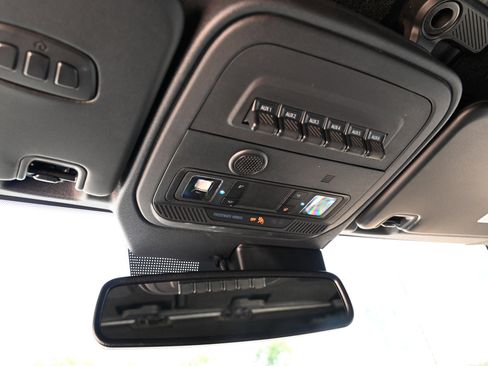 Used 2021 Ford Bronco First Edition AWD/4WD image 27
