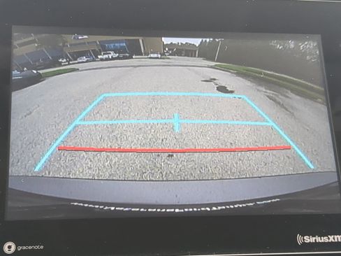 Used 2022 Toyota Camry SE w/ Carpet Mat Package (TMS) FWD image 51