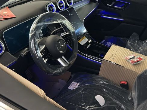 New 2026 Mercedes-Benz GLC 300 4MATIC image 2