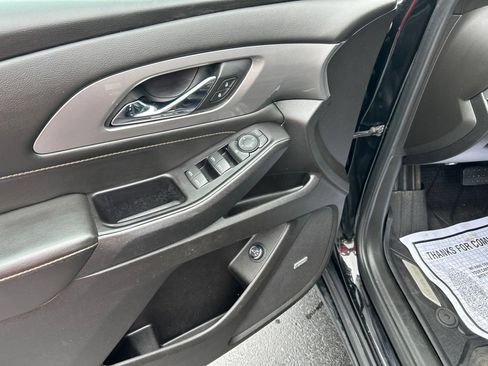 Used 2019 Chevrolet Traverse LT AWD/4WD image 10