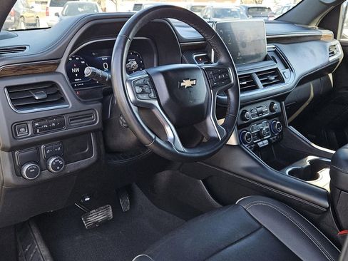 Used 2023 Chevrolet Suburban Premier image 26