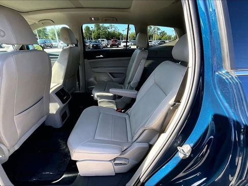 Certified 2022 Volkswagen Atlas SEL AWD/4WD image 17