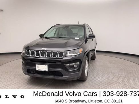 Used 2018 Jeep Compass Latitude w/ Safe & Security Group AWD/4WD image 7