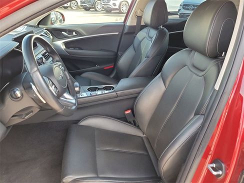 Used 2023 Genesis G70 2.0T image 16