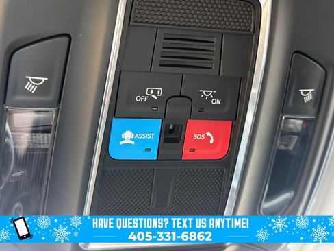 Used 2023 Jeep Grand Cherokee L Laredo image 17