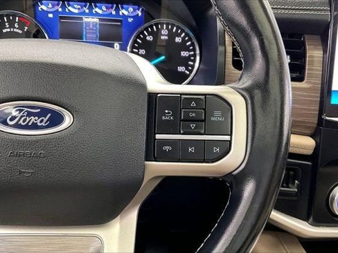 Used 2022 Ford Expedition Max Limited image 21