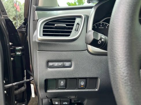 Used 2020 Nissan Murano S w/ Technology Package AWD/4WD image 11