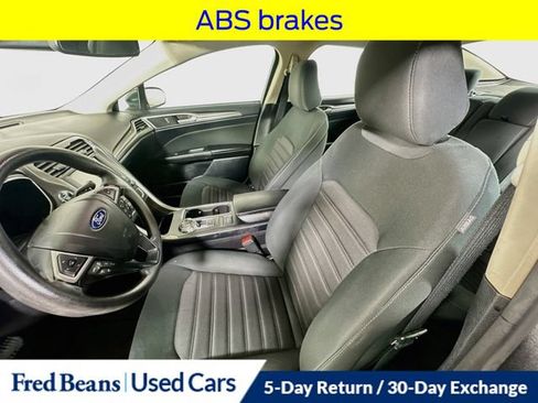 Certified 2020 Ford Fusion SE FWD image 24