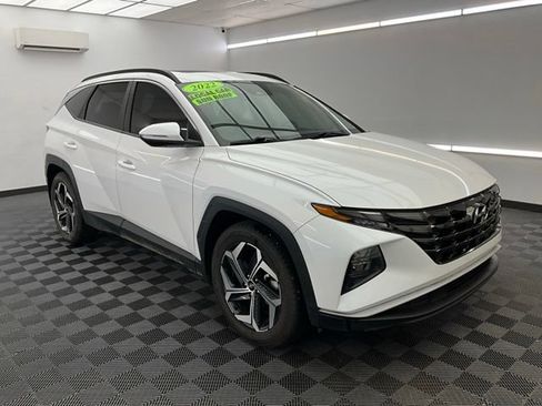 Used 2022 Hyundai Tucson SEL w/ Convenience + Premium Package FWD image 3