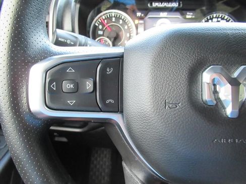 Used 2025 RAM 1500 Warlock AWD/4WD image 22