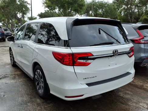Used 2023 Honda Odyssey EX-L image 4