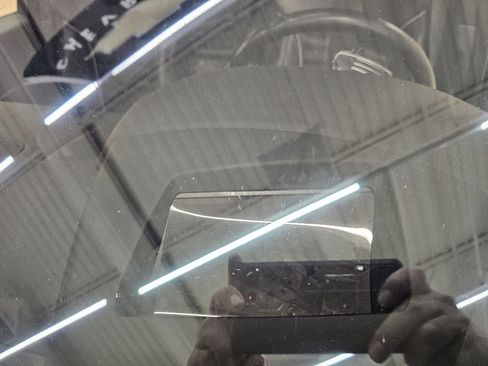 Used 2017 Land Rover Range Rover Sport SVR image 47