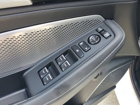 Used 2024 Acura MDX w/ Technology Package FWD image 22