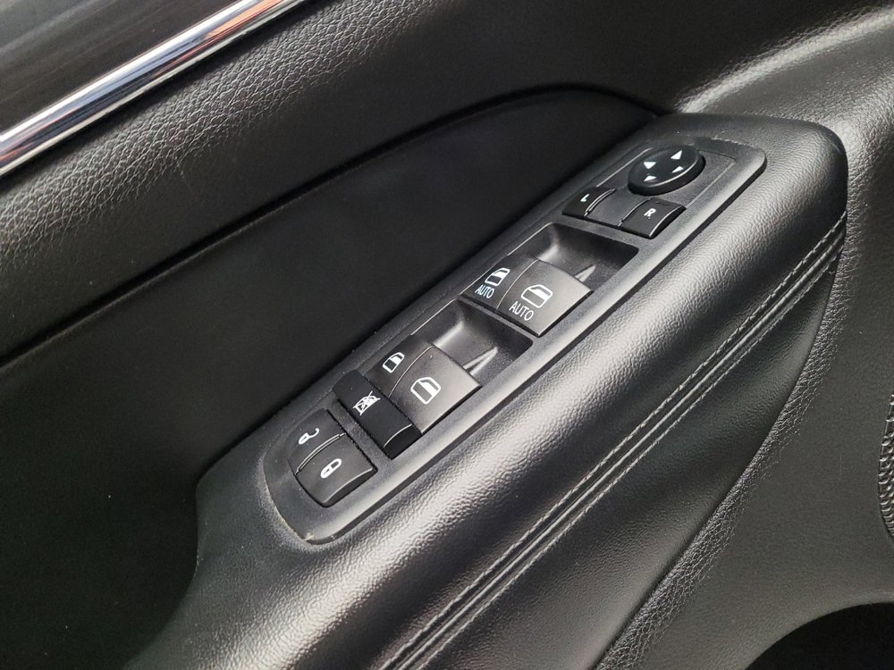 Used 2020 Jeep Grand Cherokee Limited w/ Luxury Group II RWD image 27
