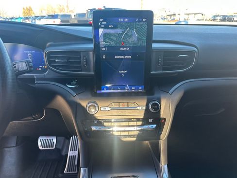 Used 2020 Ford Explorer ST w/ Premium Technology Package image 28