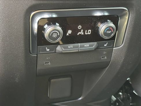 New 2026 GMC Yukon Denali AWD/4WD image 37