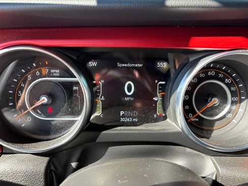 Used 2023 Jeep Gladiator Rubicon w/ LED Lighting Group AWD/4WD image 28