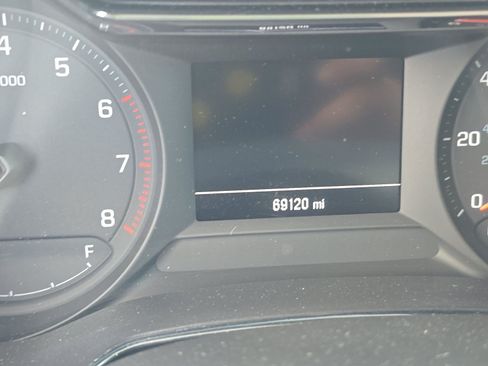 Used 2023 Chevrolet TrailBlazer LT FWD image 13
