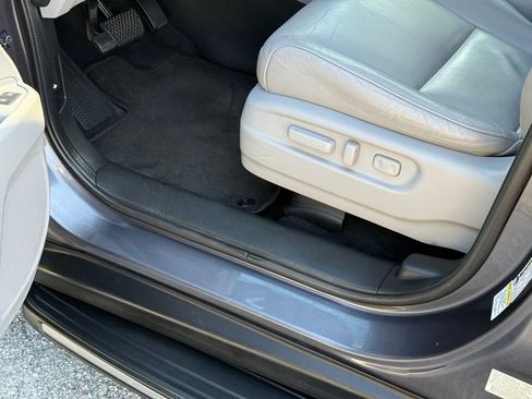 Used 2016 Honda Pilot Touring image 19