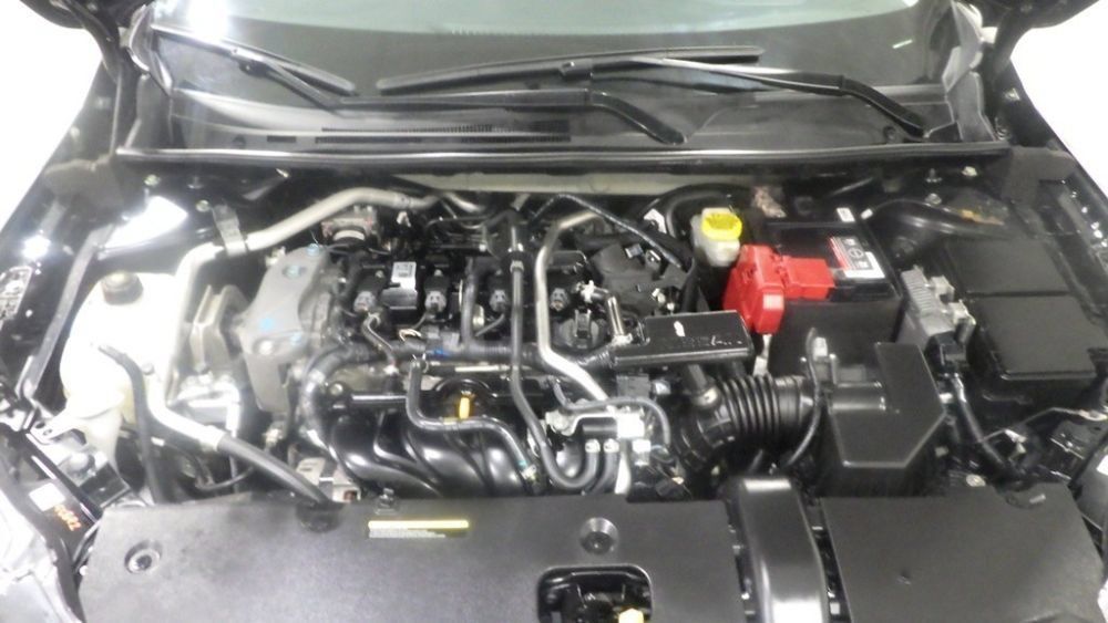 Used 2023 Nissan Sentra SR w/ Midnight Edition Package FWD image 10