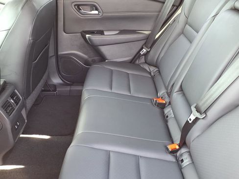 Used 2024 Nissan Rogue SV w/ SV Premium Package FWD image 12