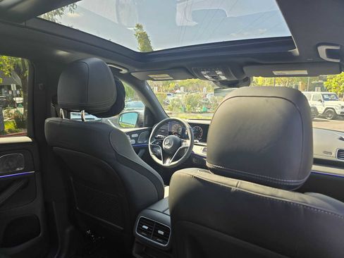 New 2026 Mercedes-Benz GLE 580 4MATIC image 16
