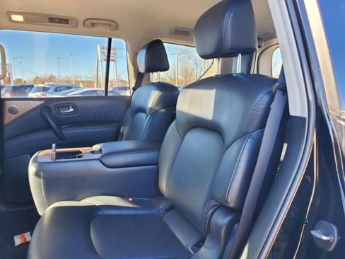 Used 2024 Nissan Armada SL w/ Captain's Chairs Package AWD/4WD image 13