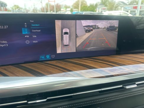 Used 2026 Cadillac Escalade Platinum Sport w/ LPO, ONYX Package AWD/4WD image 58