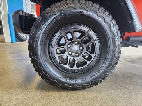 Used 2023 Jeep Wrangler Unlimited Sport AWD/4WD image 10