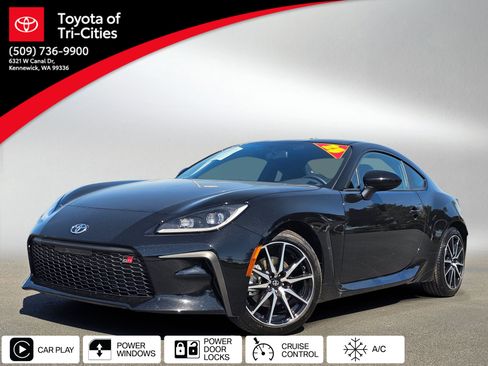 Used 2025 Toyota GR86 w/ ALL Weather Mat Package (TMS) RWD image 1