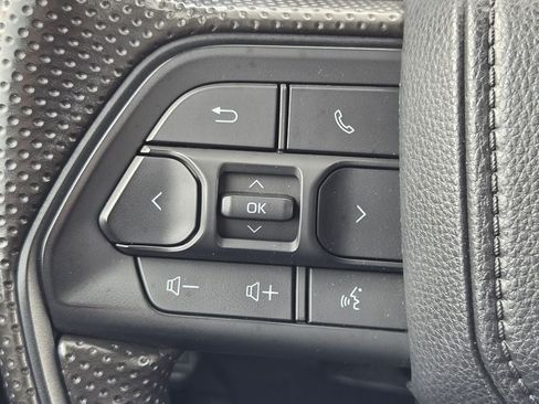 Used 2024 Toyota Tacoma SR5 AWD/4WD image 23