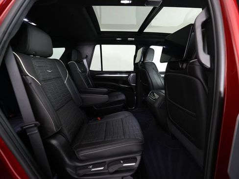 Used 2026 Cadillac Escalade V AWD/4WD image 11