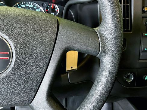 Used 2024 GMC Savana 2500 w/ Driver Convenience Package image 12