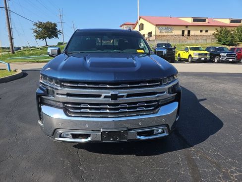 Used 2022 Chevrolet Silverado 1500 LTZ w/ LTZ Convenience Package II AWD/4WD image 4