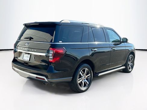 Used 2024 Ford Expedition Limited image 9