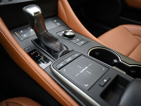 Used 2019 Lexus RC 300 AWD w/ Premium Package image 31