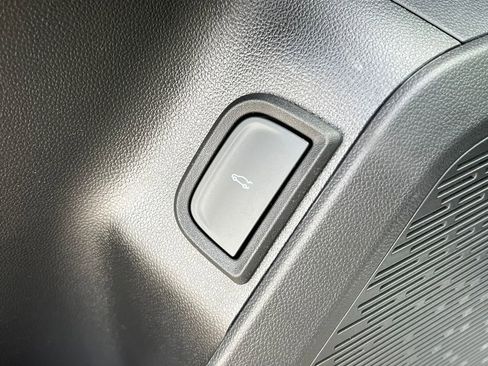 New 2026 GMC Terrain Elevation w/ Elevation Premium Package image 15