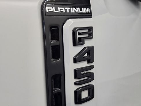 Used 2026 Ford F450 Platinum w/ Platinum Plus Package AWD/4WD image 12