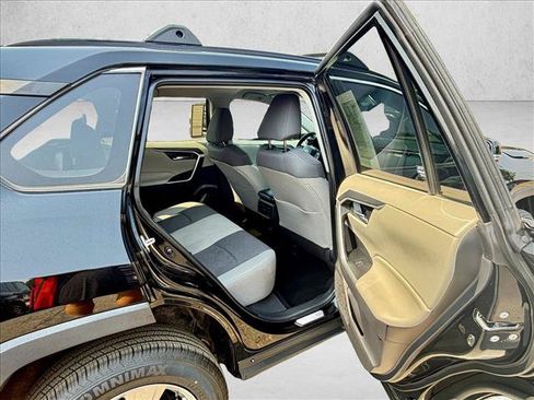 Certified 2025 Toyota 4Runner TRD Off-Road Premium w/ Tow Technology Package AWD/4WD image 13